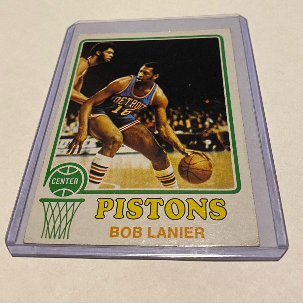 Bob Lanier 1973 Topps Basketball Card #110 Vintage Detroit Pistons